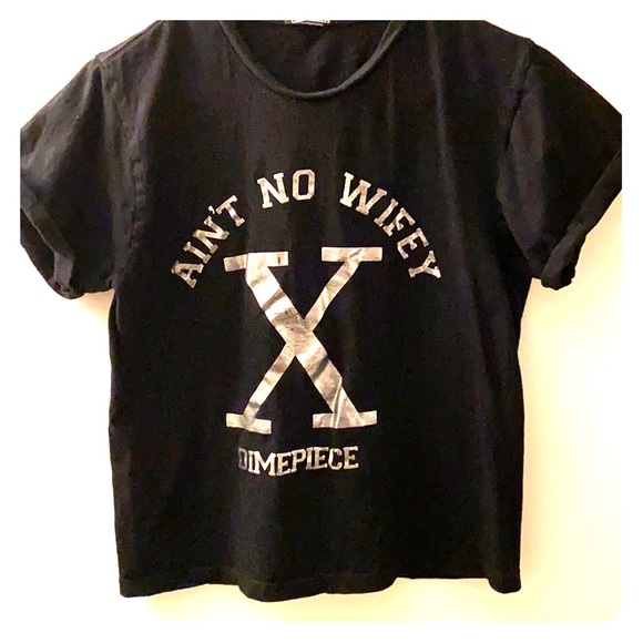 Dimepiece T-shirt “Ain’t no wifey” - Picture 1 of 1